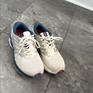 Mizuno WaveRider 26 White and Blue Athletic Shoes